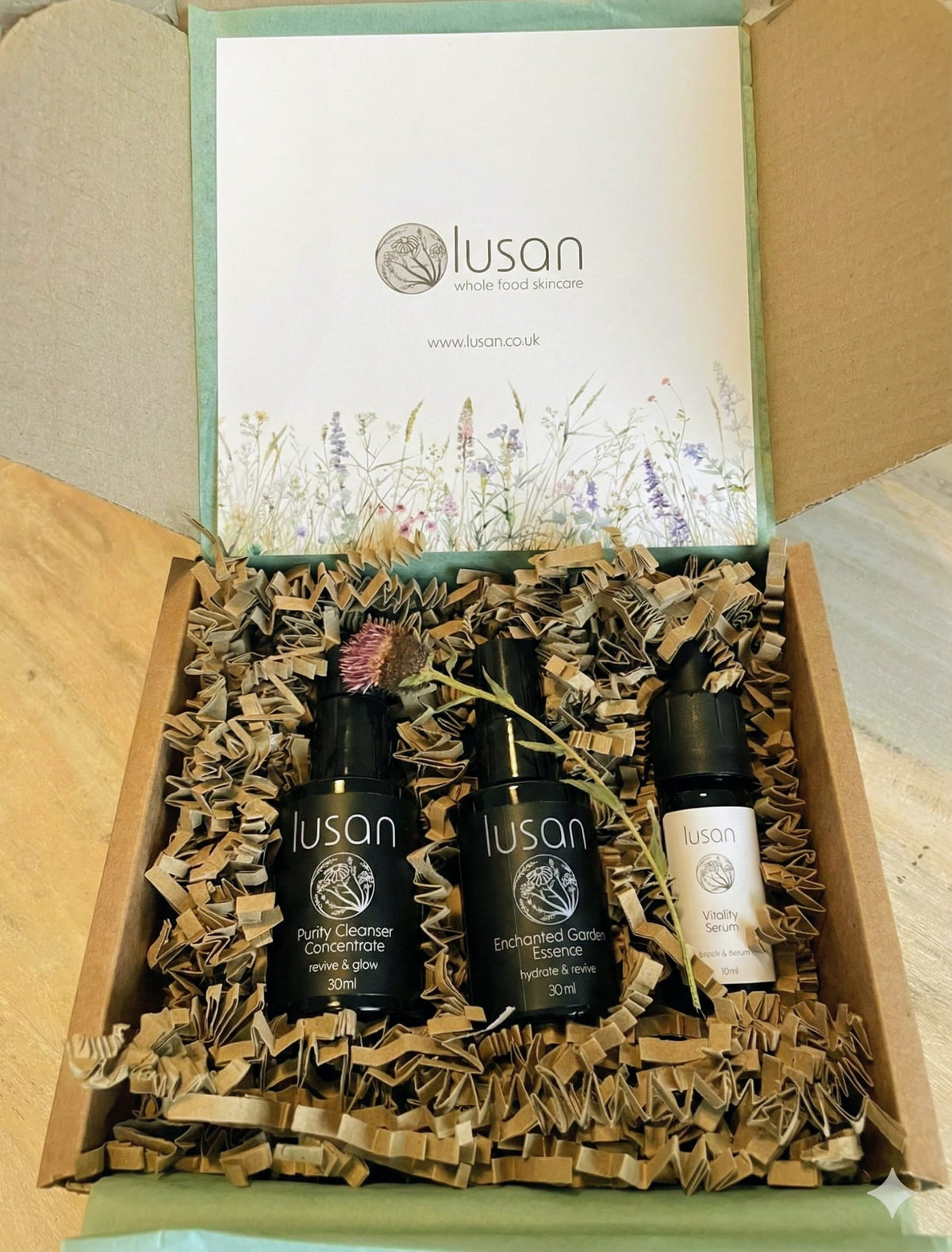 Gift Set Revive and Glow by Lusan